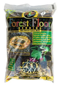 Zoomed Forest Floor Cypress Mulch 4 quart